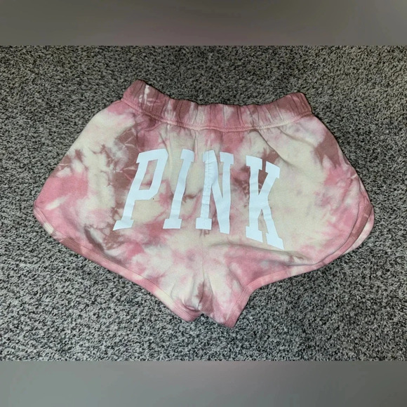Pink tie dye 3” shorts with pockets - Picture 3 of 4